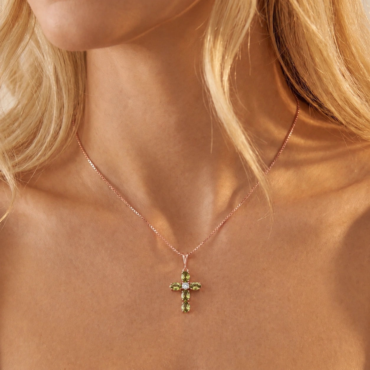 Rose Gold Grace Necklace Peridot 10K — Nadia
