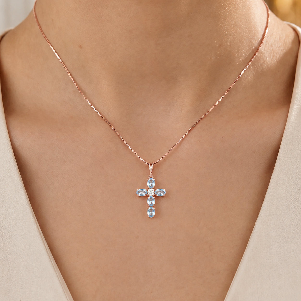 Rose Gold Grace Necklace Peridot 10K — Nadia