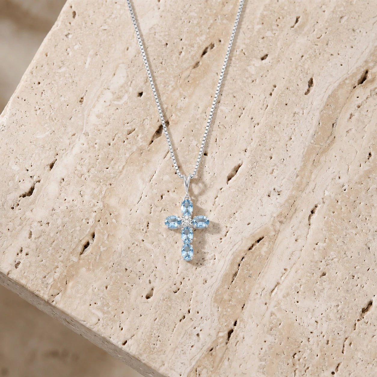 White Gold Grace Necklace Blue Topaz 10K — Nadia
