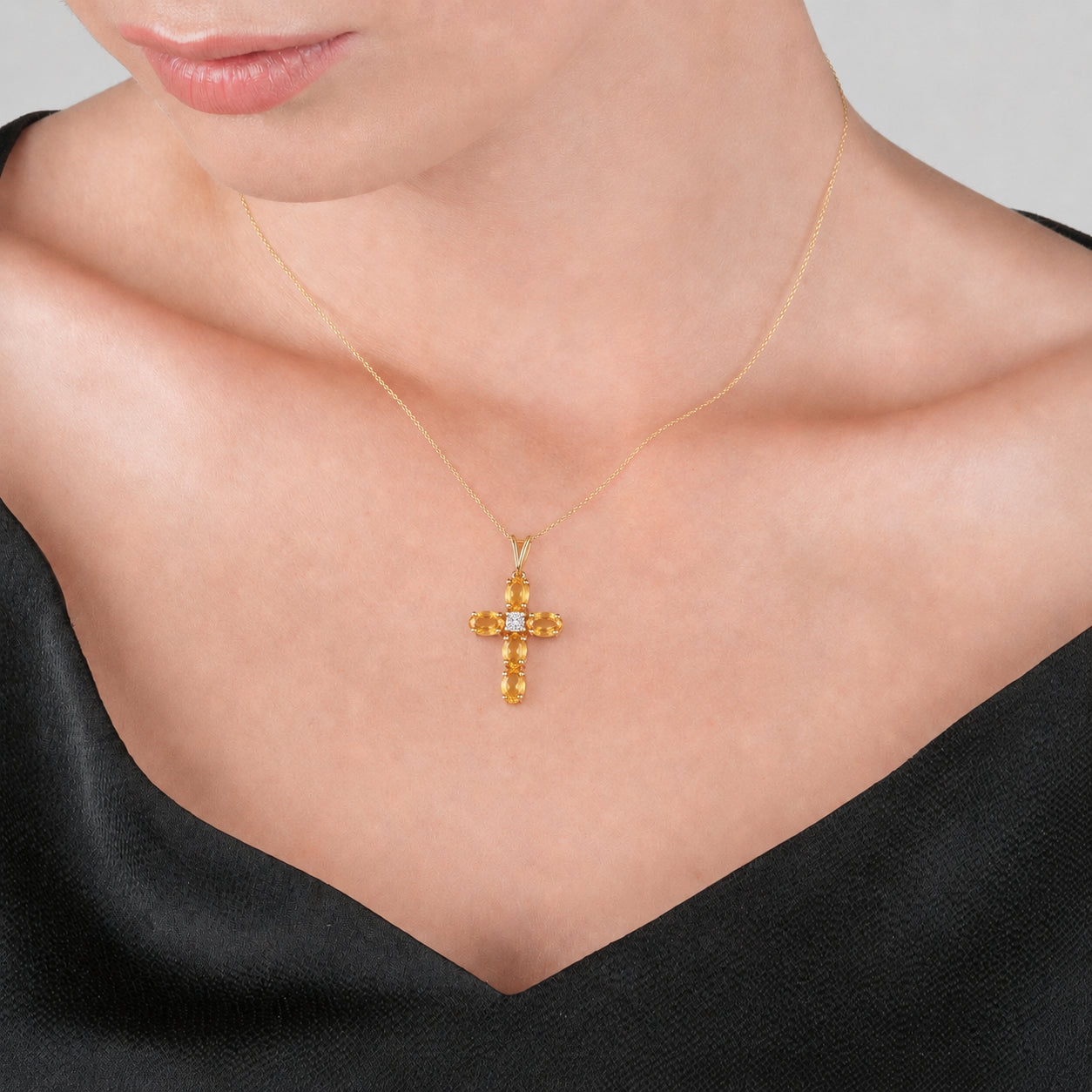 Yellow Gold Grace Necklace Blue Topaz 10K — Nadia