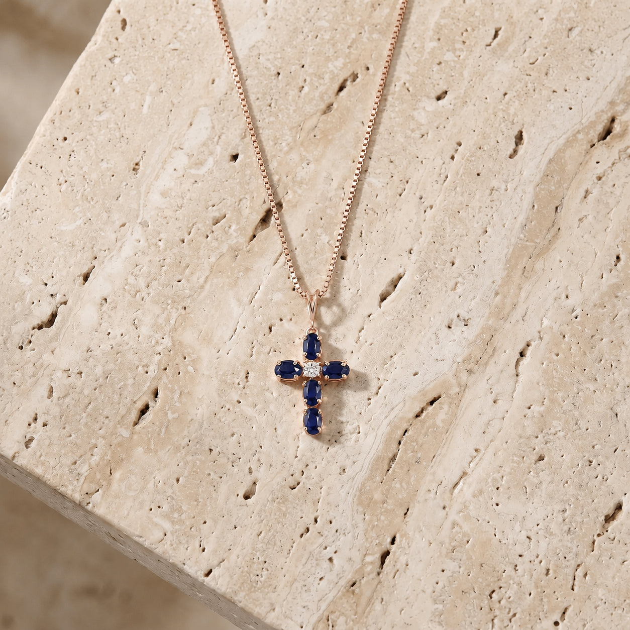 Rose Gold Grace Necklace Garnet 10K — Nadia