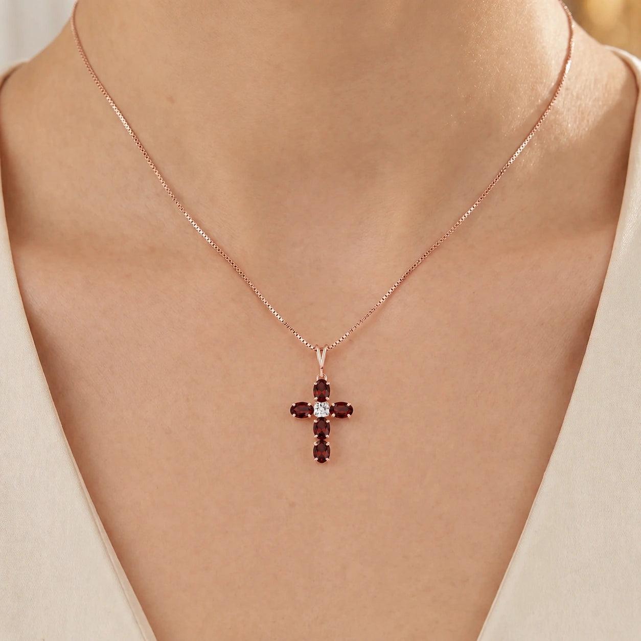 Rose Gold Grace Necklace Garnet 10K — Nadia