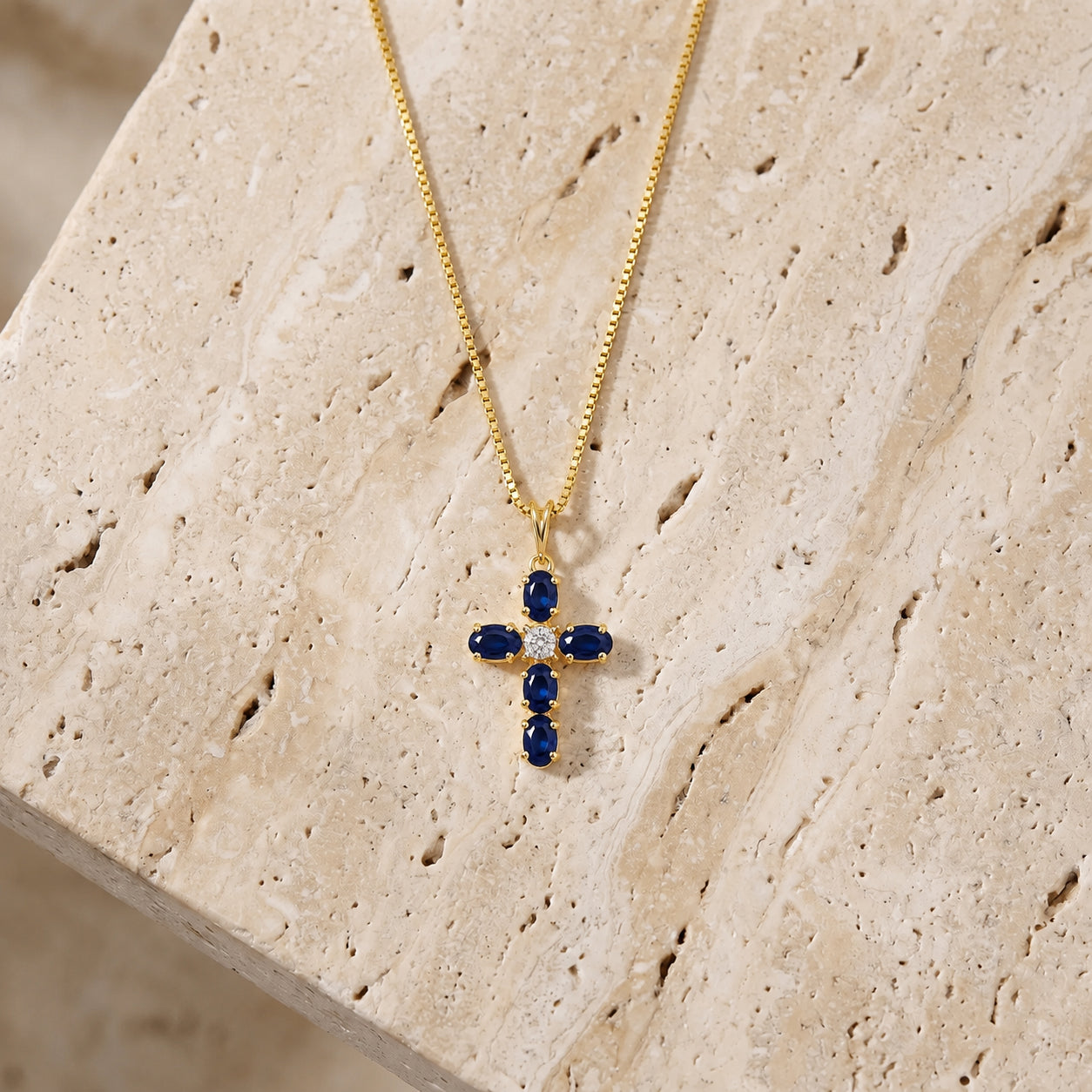 Yellow Gold Grace Necklace Garnet 10K — Nadia