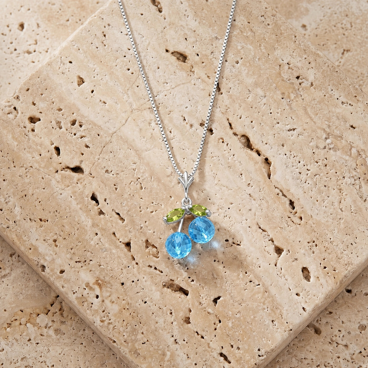 White Gold Peridot & Blue Topaz — Edda