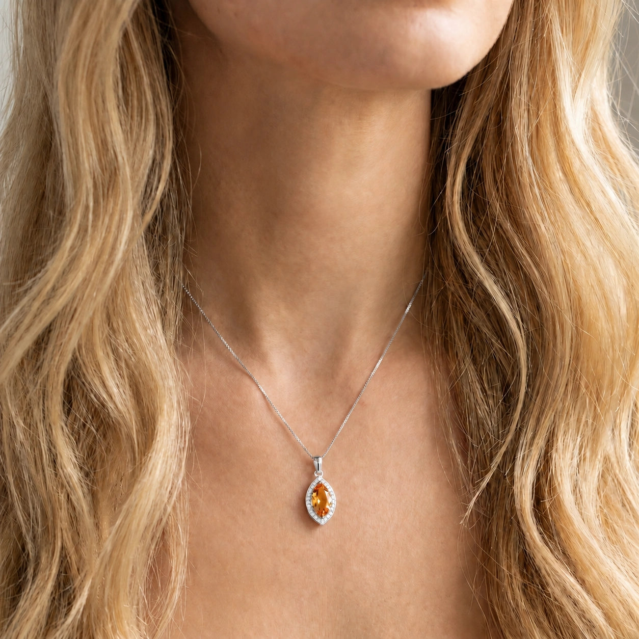 White Gold Pendant Necklace Citrine 10K — Immacolata