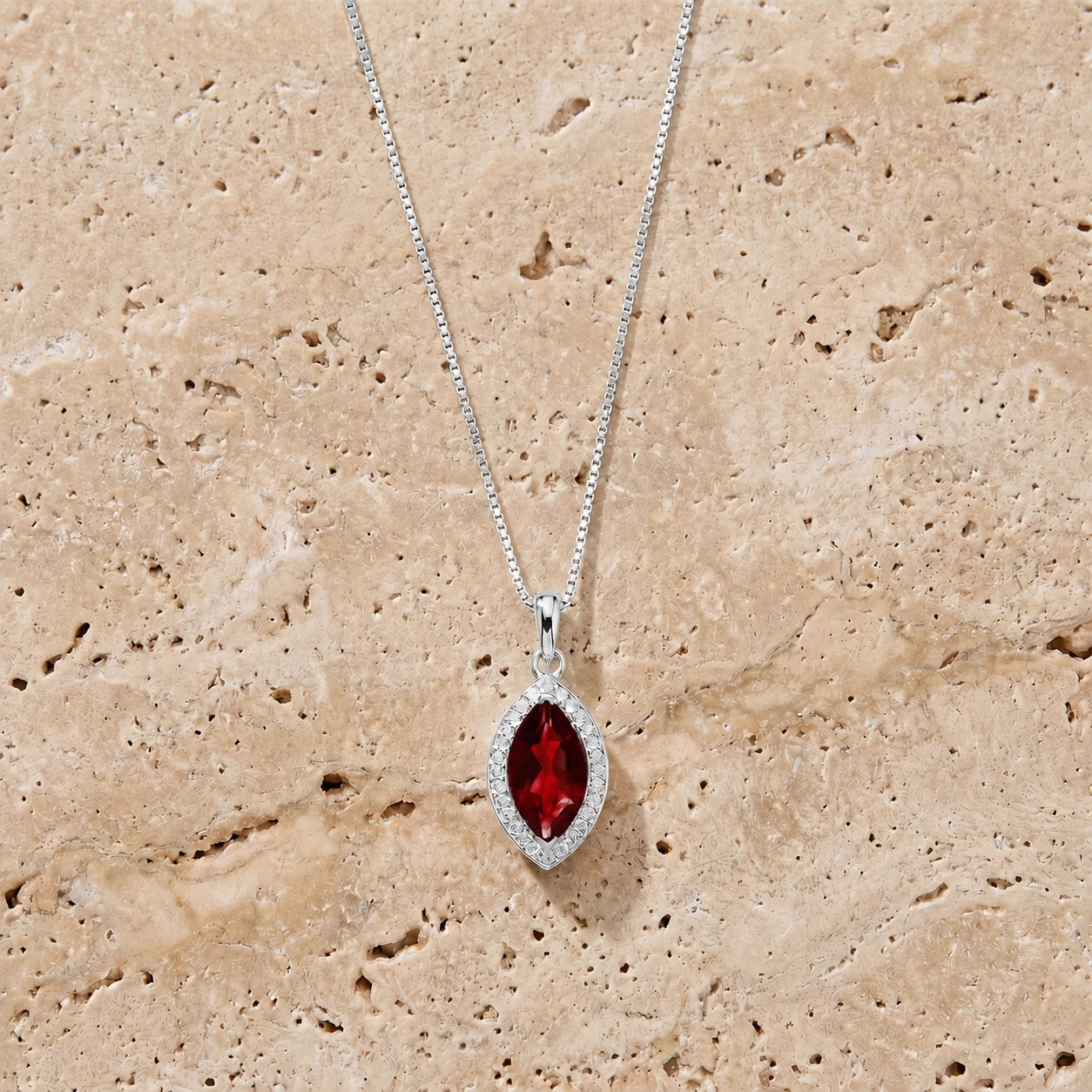 White Gold Pendant Necklace Garnet 10K — Immacolata