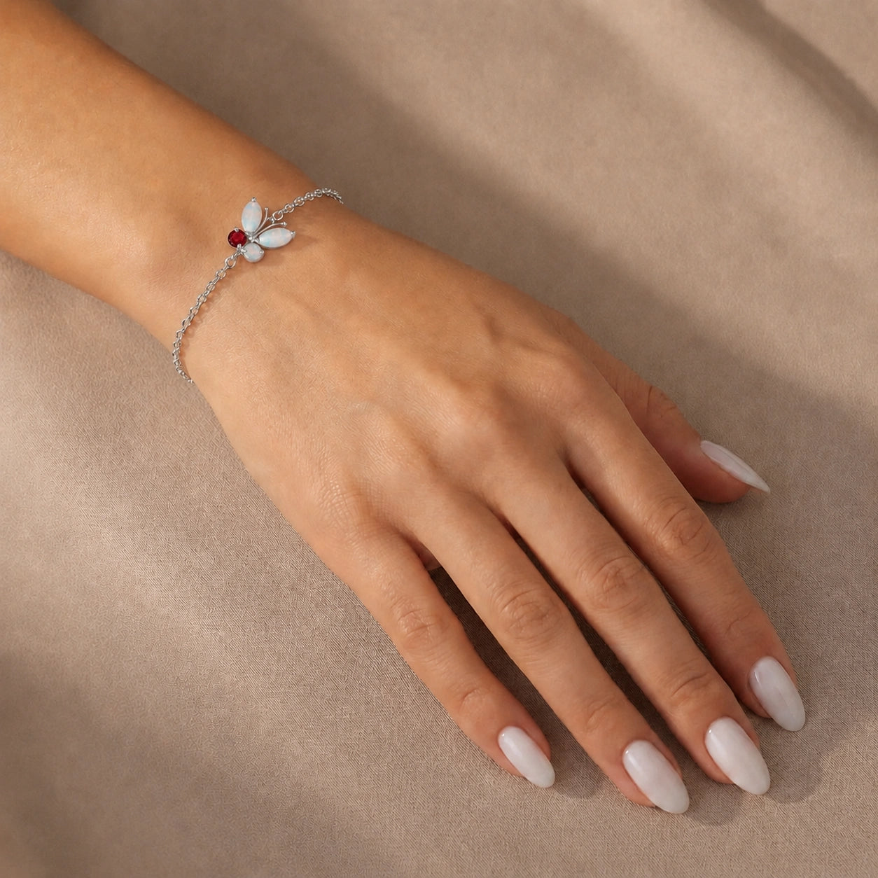 White Gold Bracelet Sapphire 10K — Azzurra