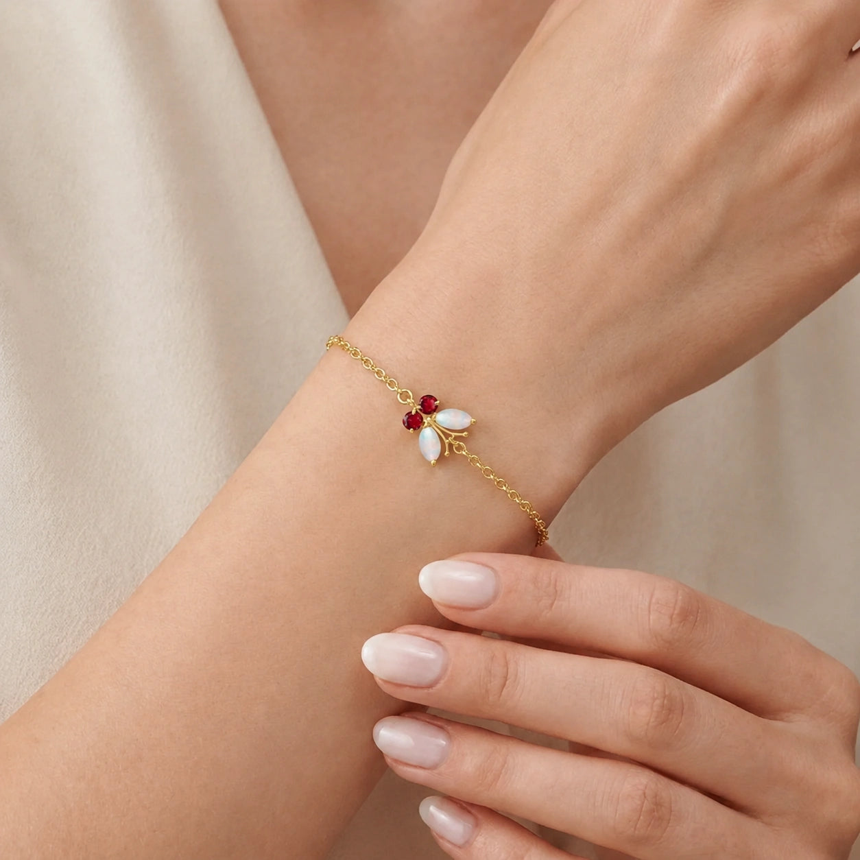Yellow Gold Bracelet Sapphire 10K — Azzurra