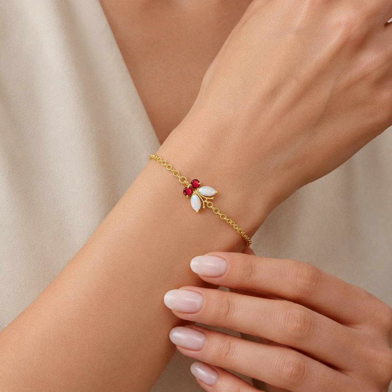 Yellow Gold Bracelet Sapphire 10K — Azzurra