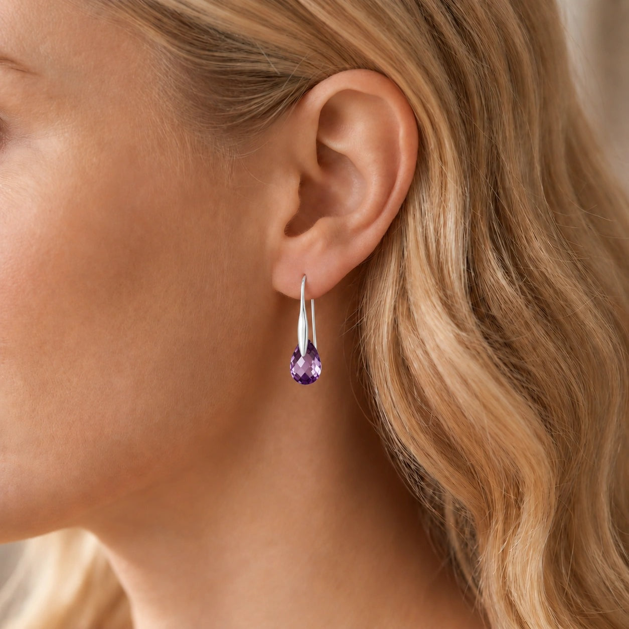 White Gold Earrings Amethyst 10K — Ottilia