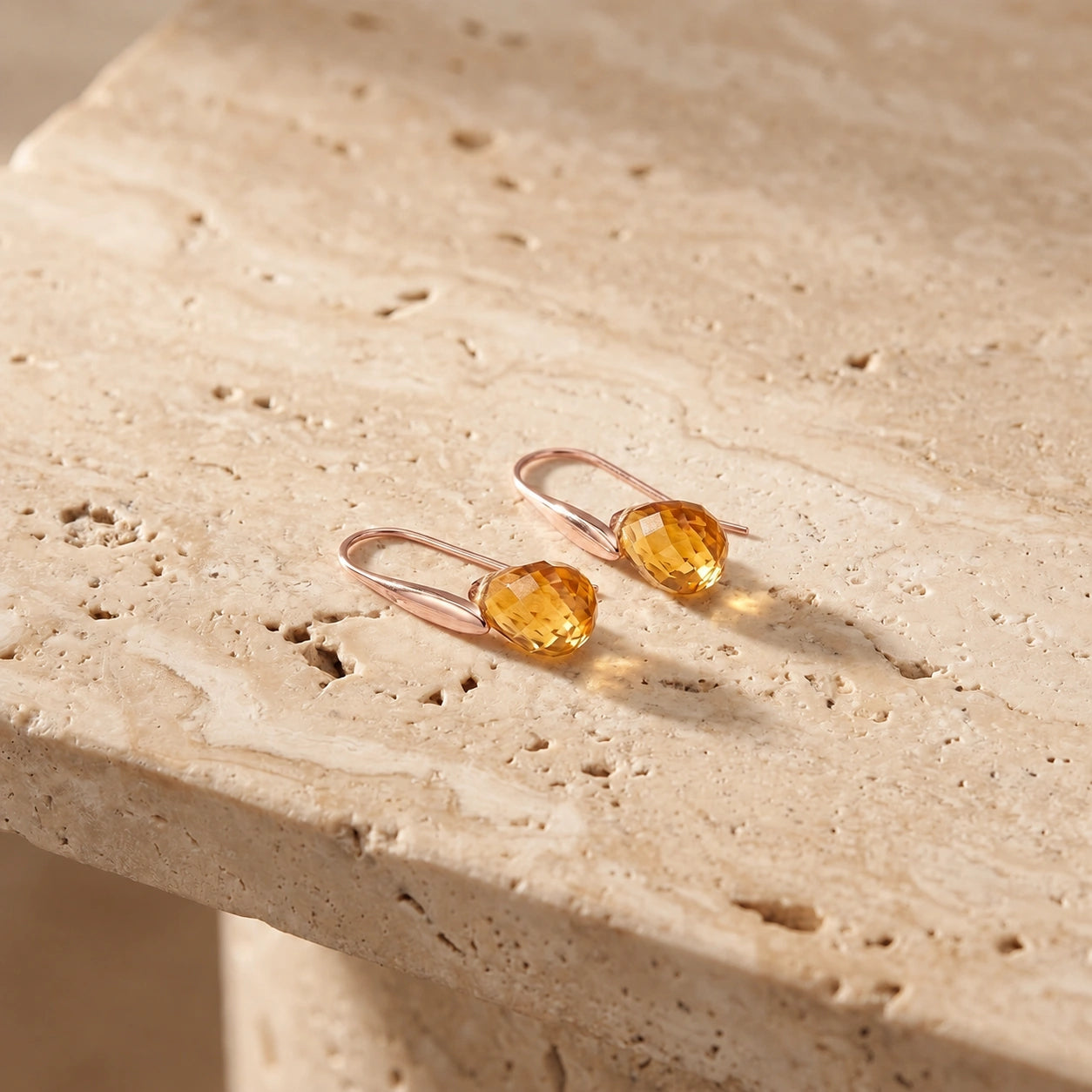 Rose Gold Earrings Emerald 10K — Ottilia