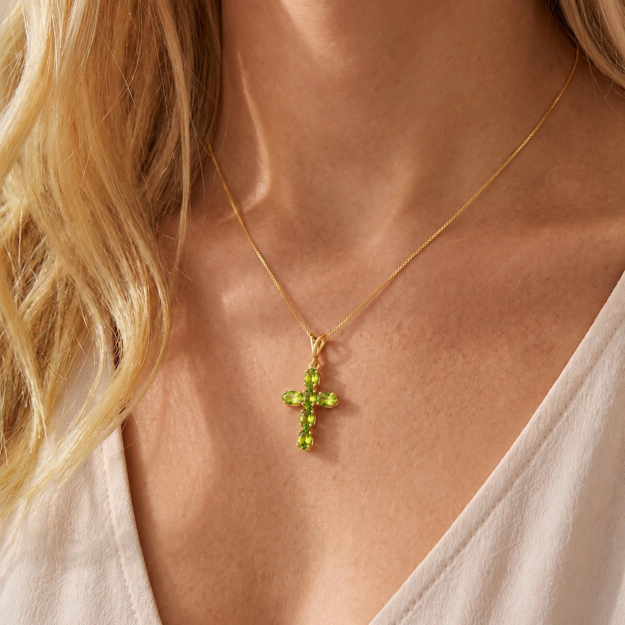 Yellow Gold Cross Necklace Peridot 10K — Eleonora