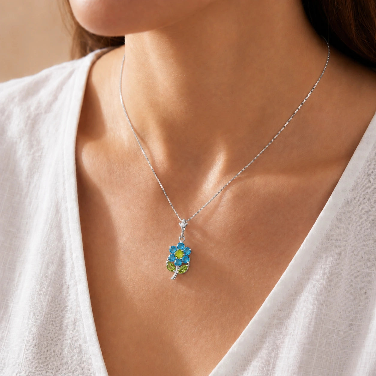 White Gold Peridot & Blue Topaz — Tomasina