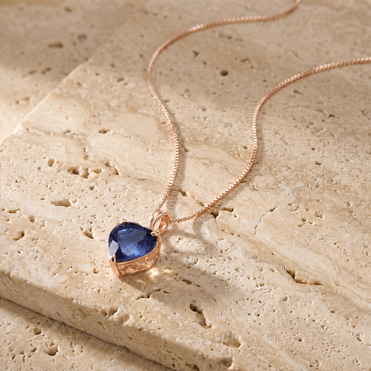 Rose Gold Sapphire — Uberta