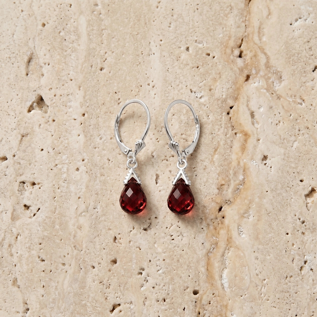 White Gold Garnet — Ubertina