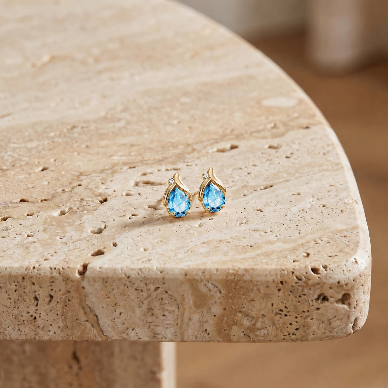 Yellow Gold Blue Topaz & Diamond — Valentia