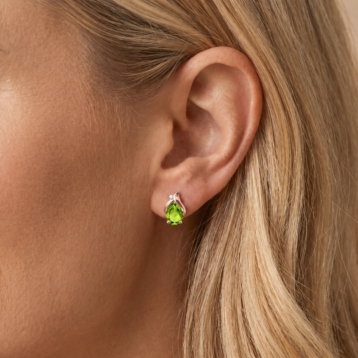 Rose Gold Peridot & Diamond — Valentia