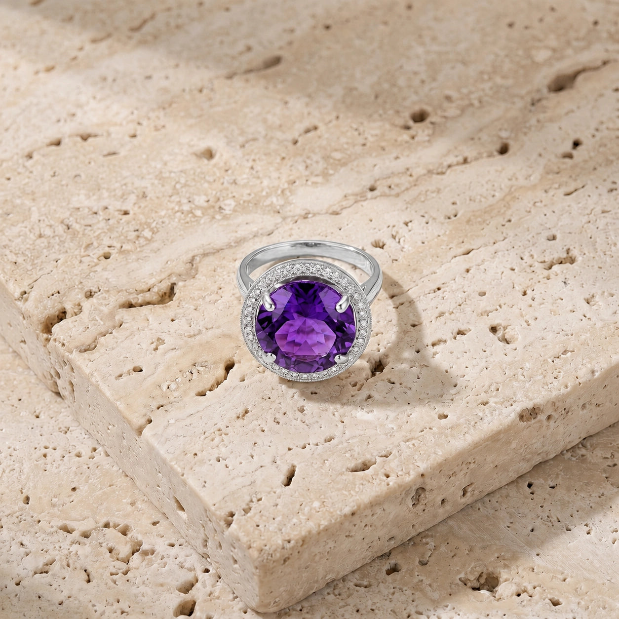 White Gold Ring Amethyst 10K — Cassandra