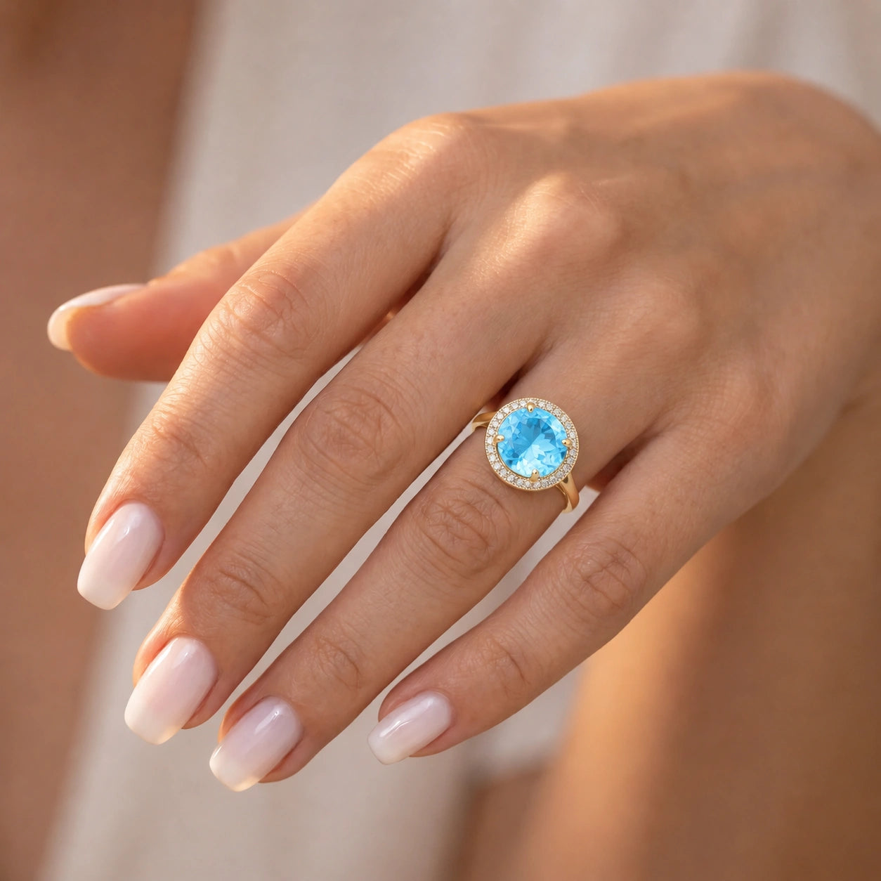 Yellow Gold Ring Blue Topaz 10K — Cassandra
