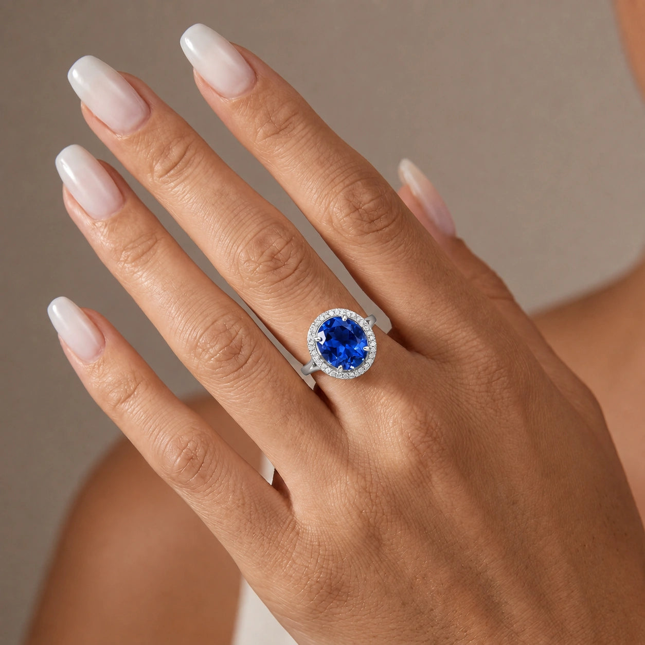 White Gold Ring Sapphire 10K — Cassandra