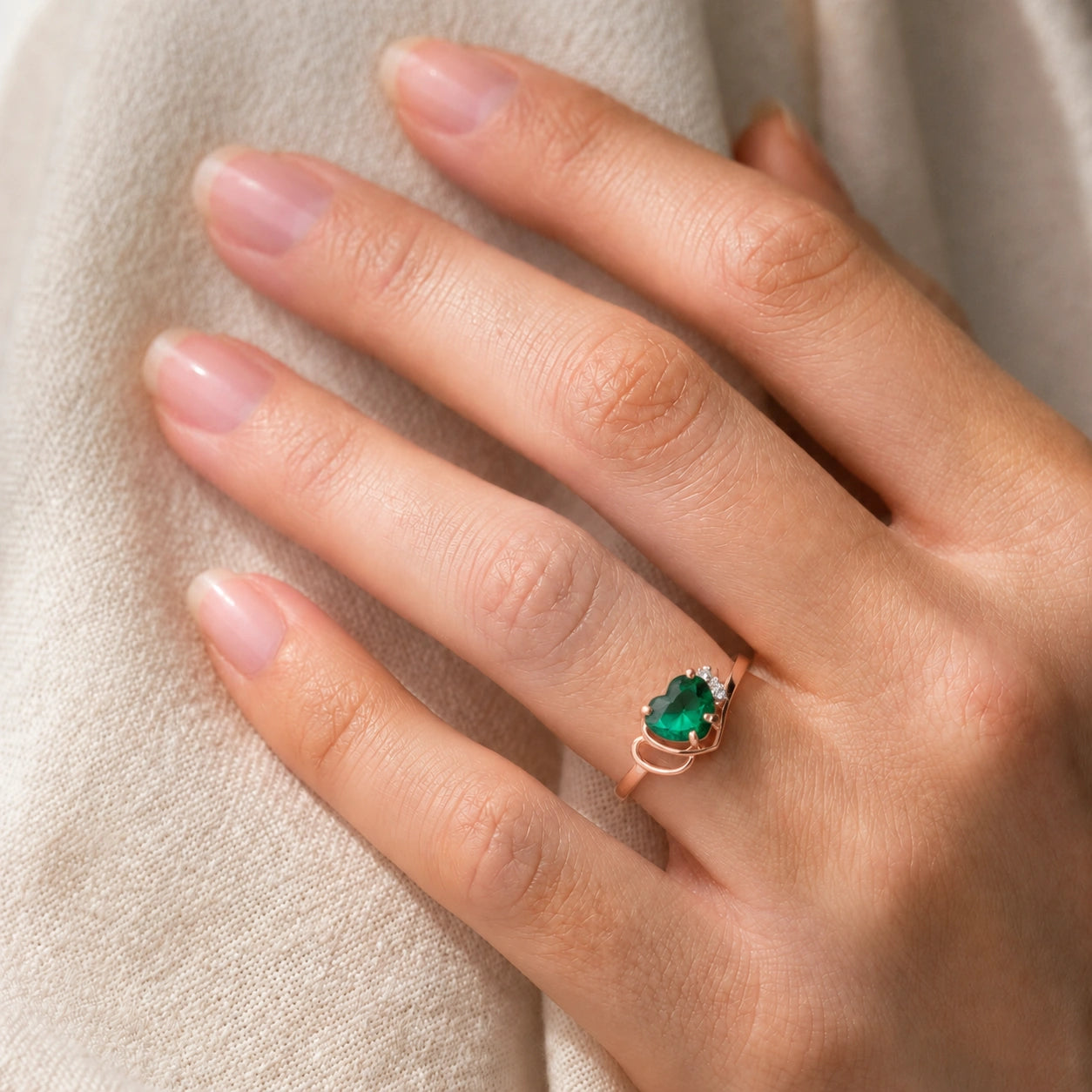 Rose Gold Diamond & Emerald — Valeria