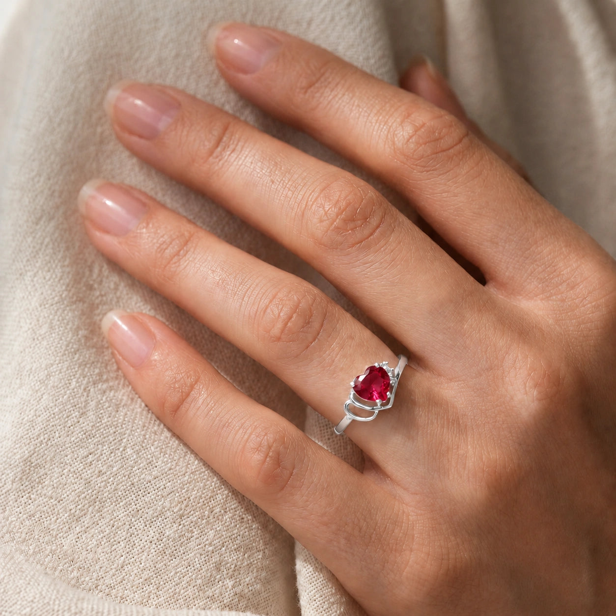 White Gold Diamond & Ruby — Valeria