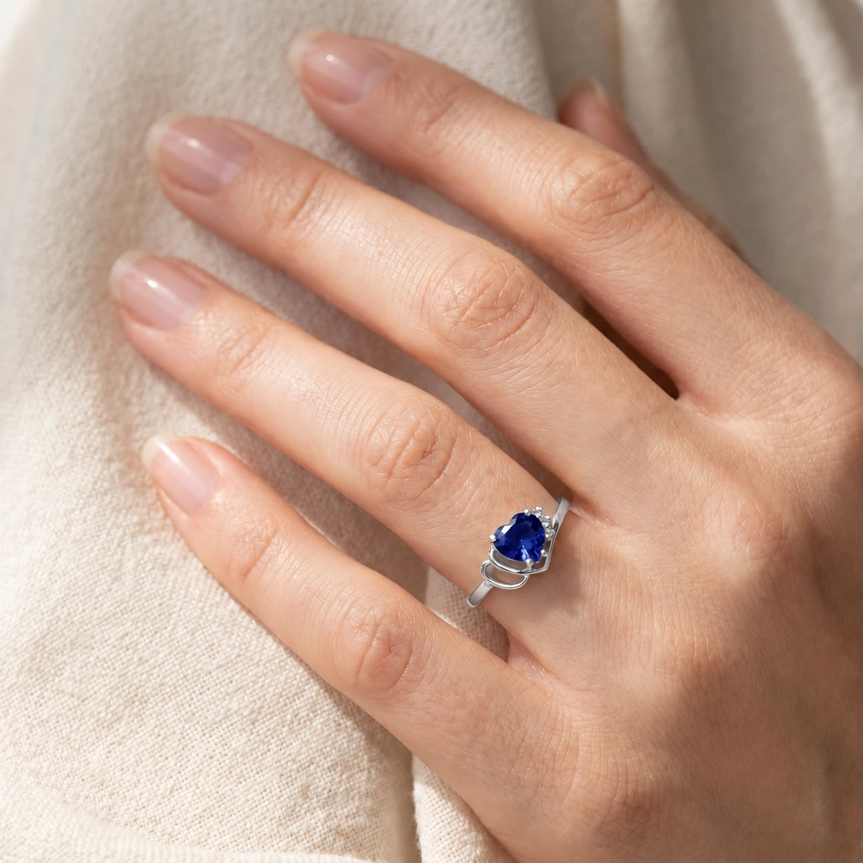 White Gold Diamond & Sapphire — Valeria