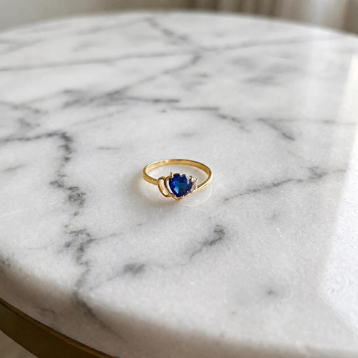 Yellow Gold Diamond & Sapphire — Valeria