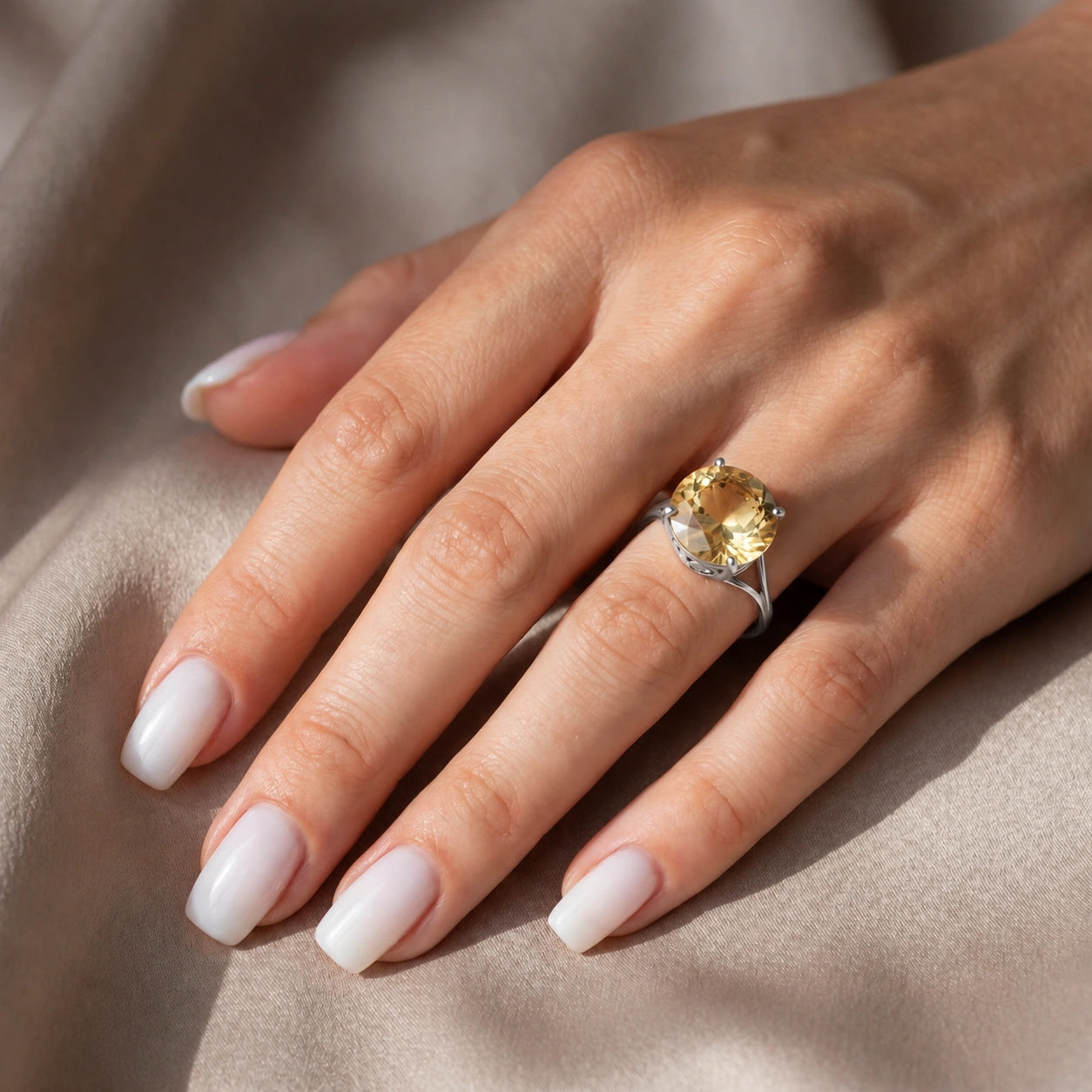 White Gold Reverie Ring Citrine 10K — Stella