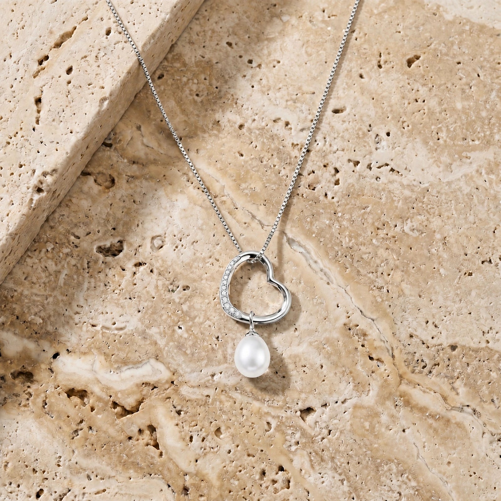 White Gold Modern Pendant Necklace Pearl 10K — Romilda