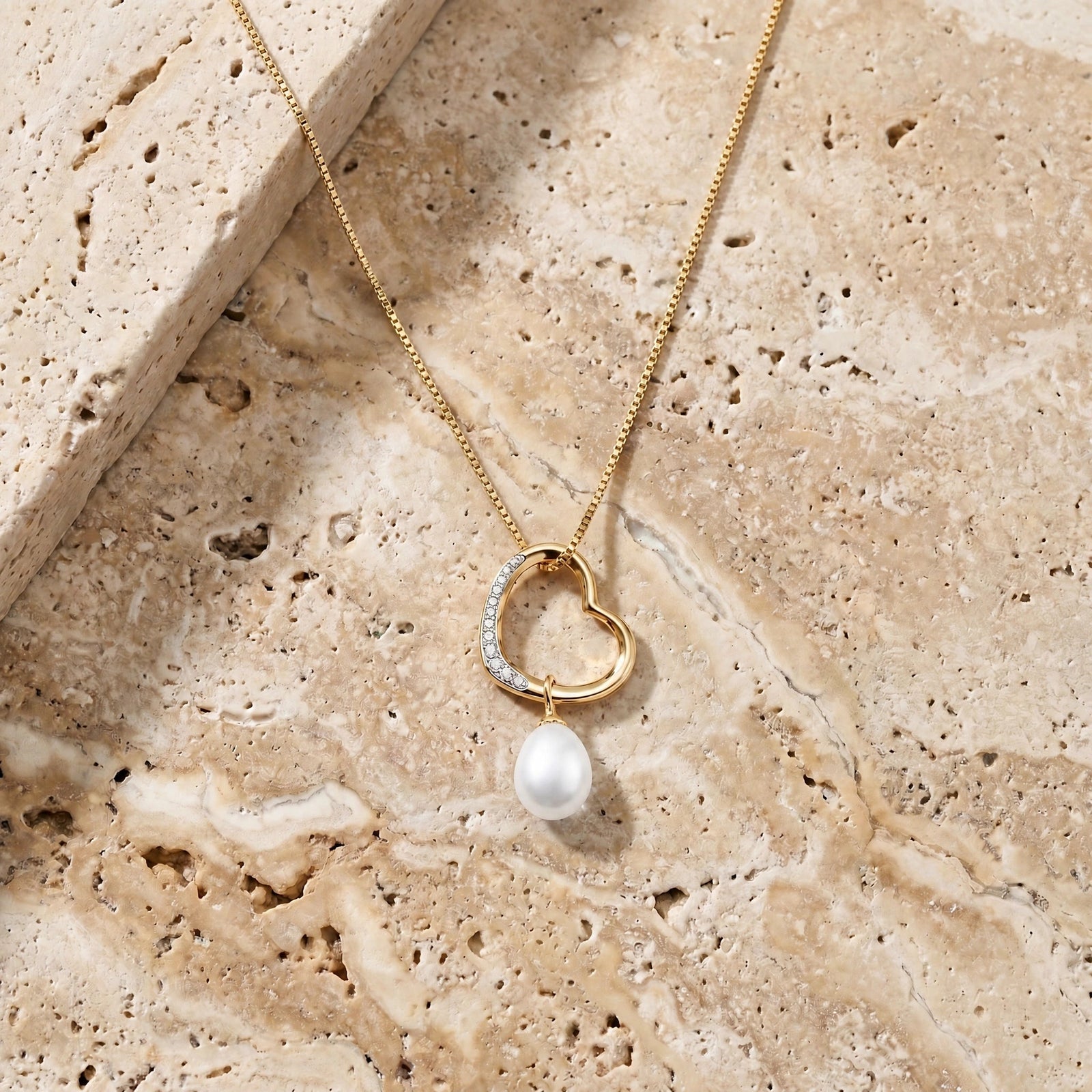Yellow Gold Modern Pendant Necklace Pearl 10K — Romilda
