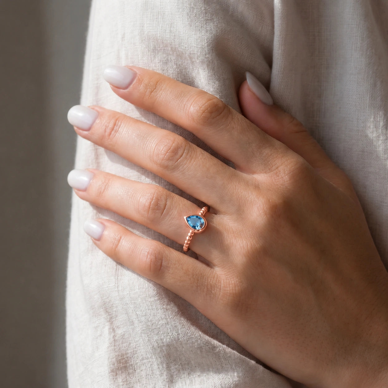 Rose Gold Bloom Ring Blue Topaz 10K — Colomba