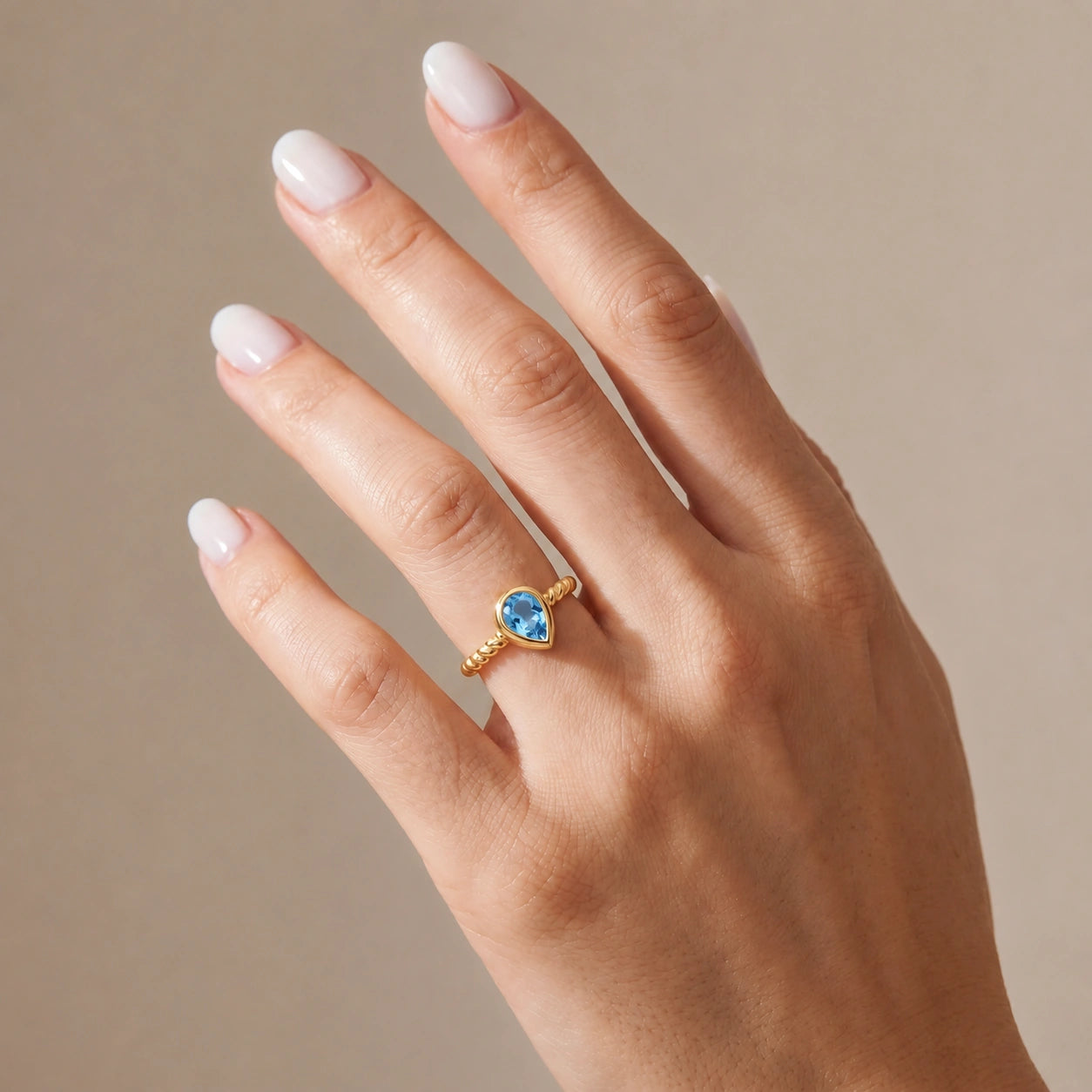 Yellow Gold Bloom Ring Blue Topaz 10K — Colomba