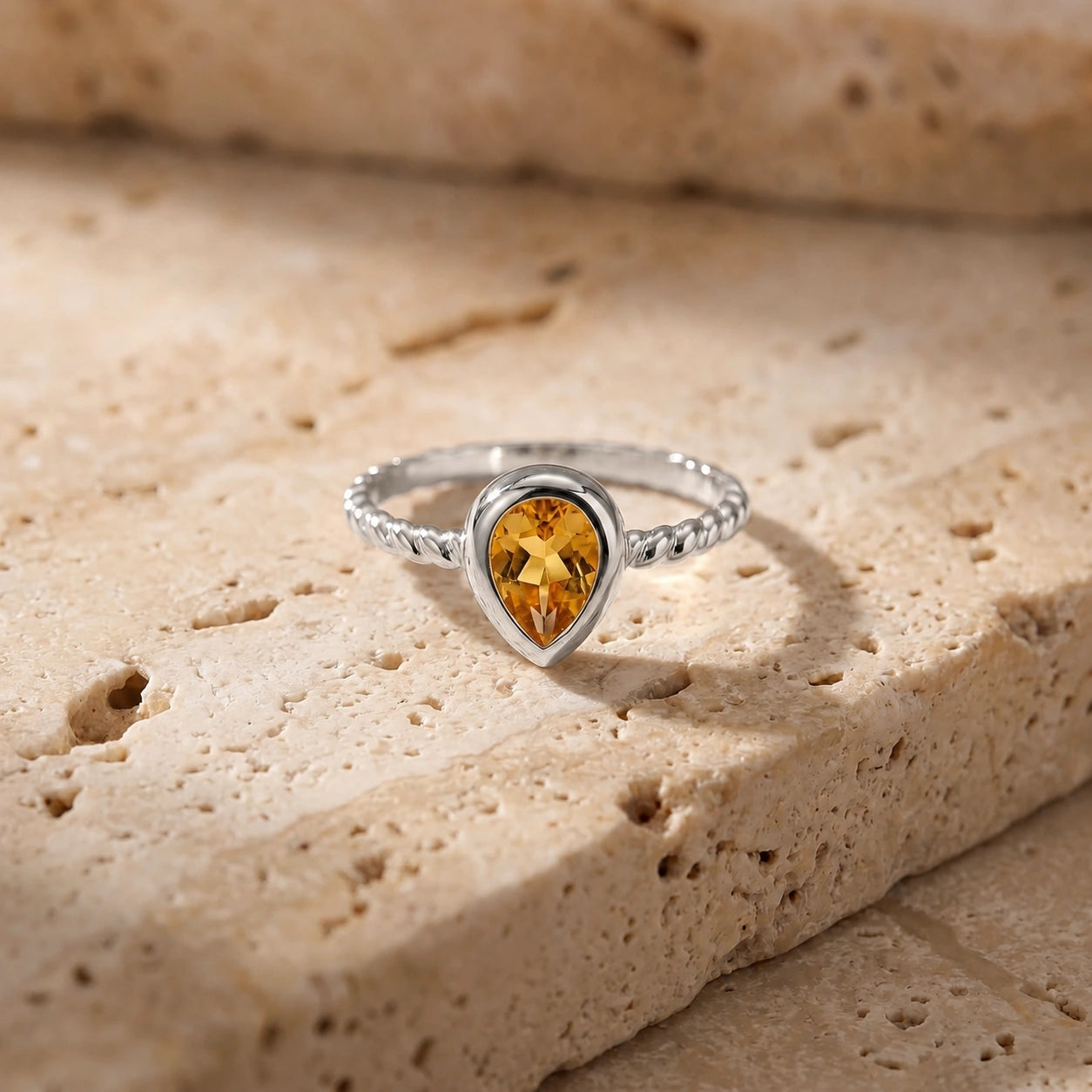 White Gold Bloom Ring Citrine 10K — Colomba
