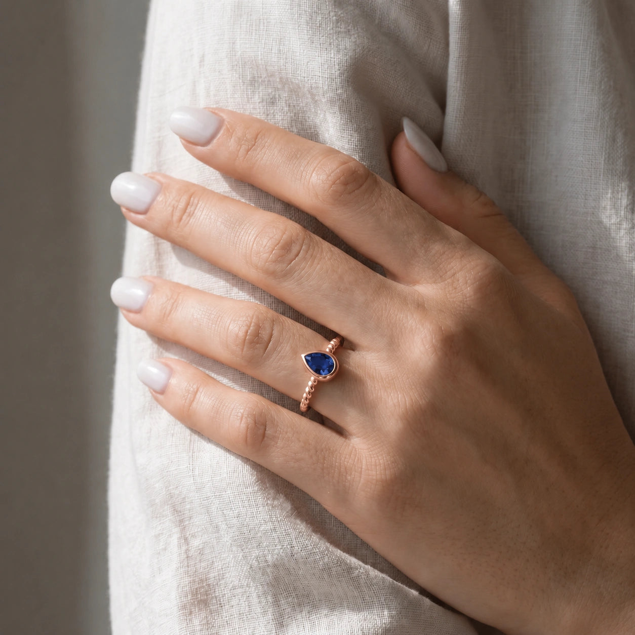 Rose Gold Bloom Ring Sapphire 10K — Colomba