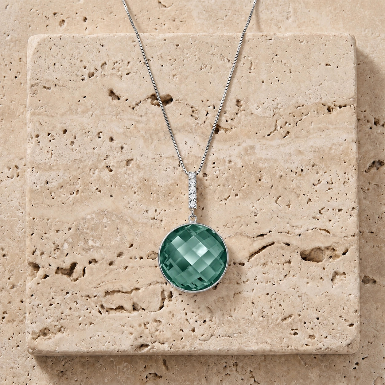 White Gold Pendant Necklace Diamond 10K — Alida