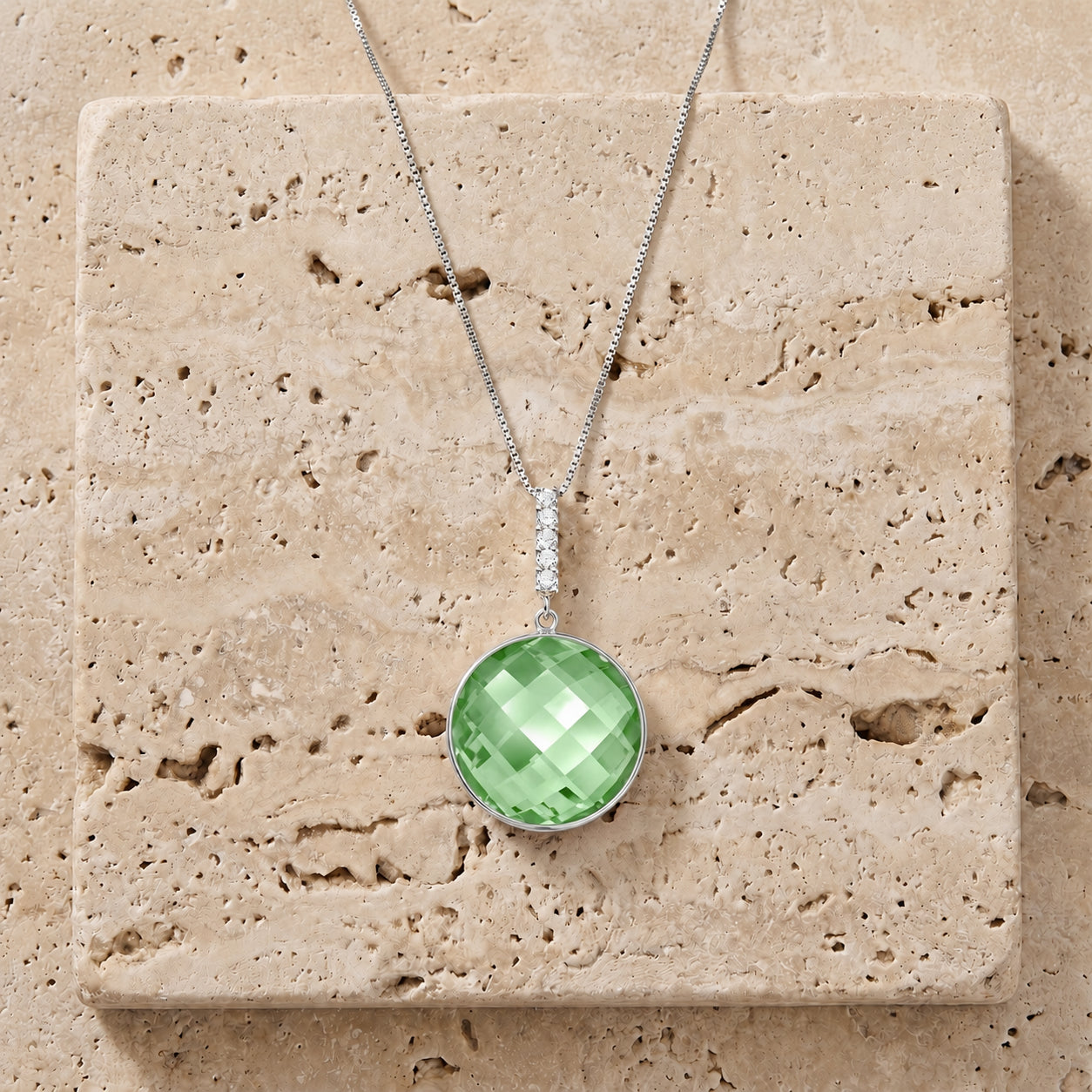 White Gold Pendant Necklace Blue Topaz 10K — Alida