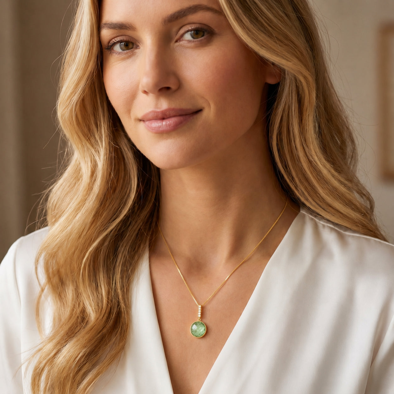 Yellow Gold Pendant Necklace Blue Topaz 10K — Alida