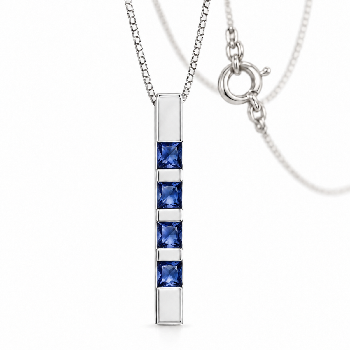 White Gold Gioconda lab-grown sapphire necklace, shown with chain and clasp detail.
