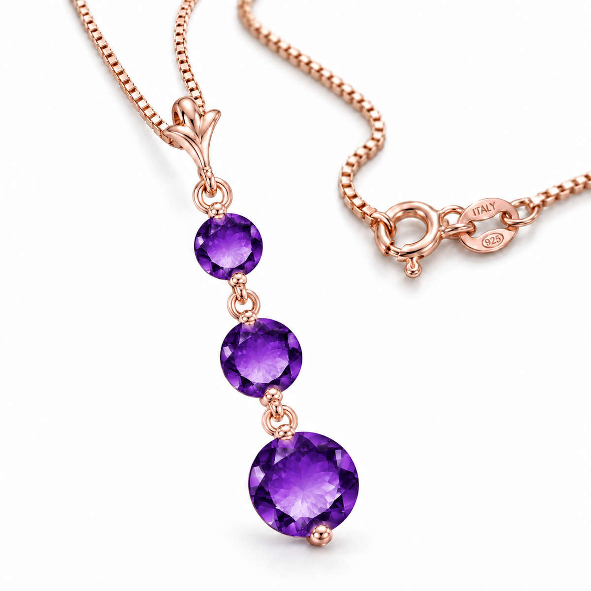 Rose Gold Provvidenza natural amethyst necklace, shown with chain and clasp detail.