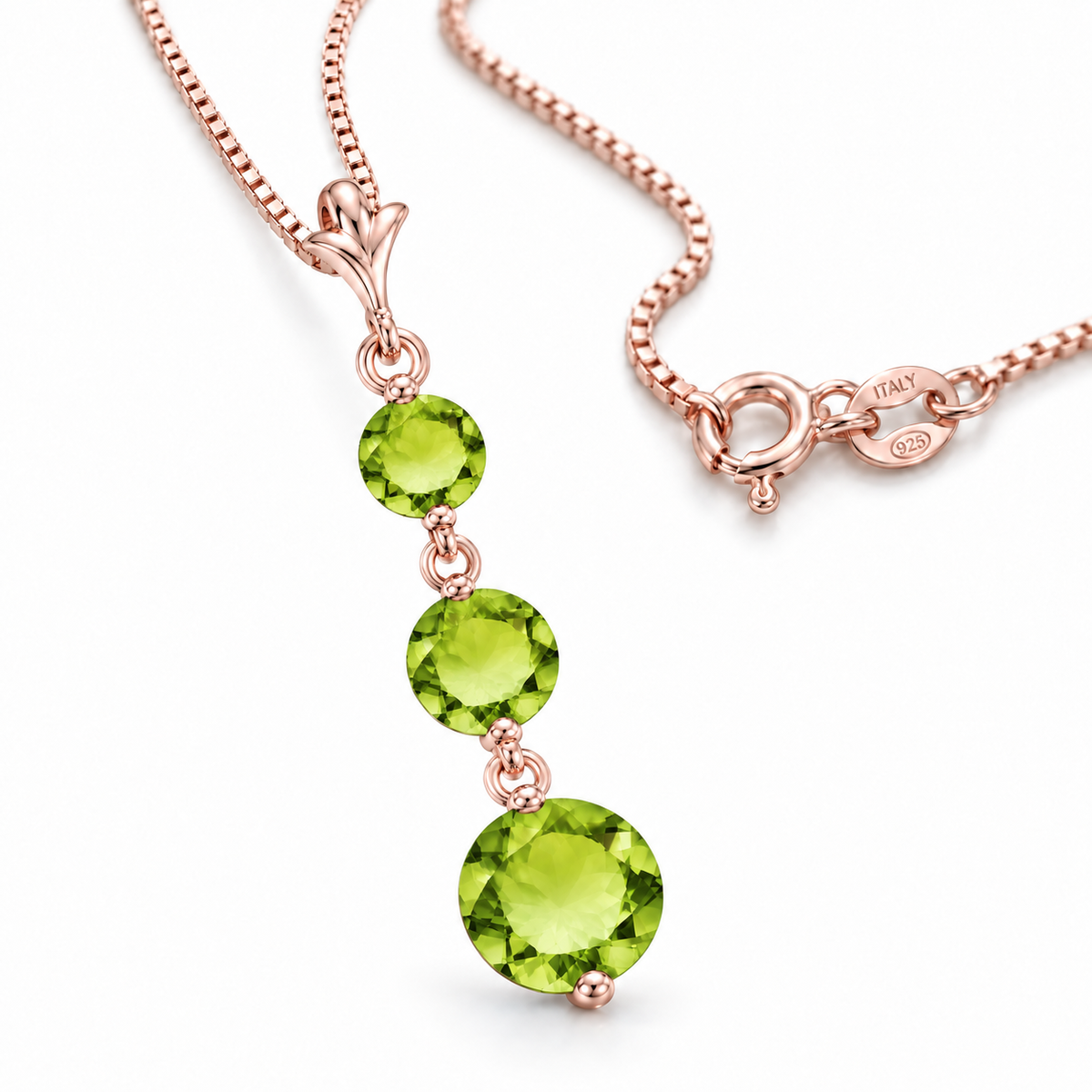 Rose Gold Provvidenza natural peridot necklace, shown with chain and clasp detail.