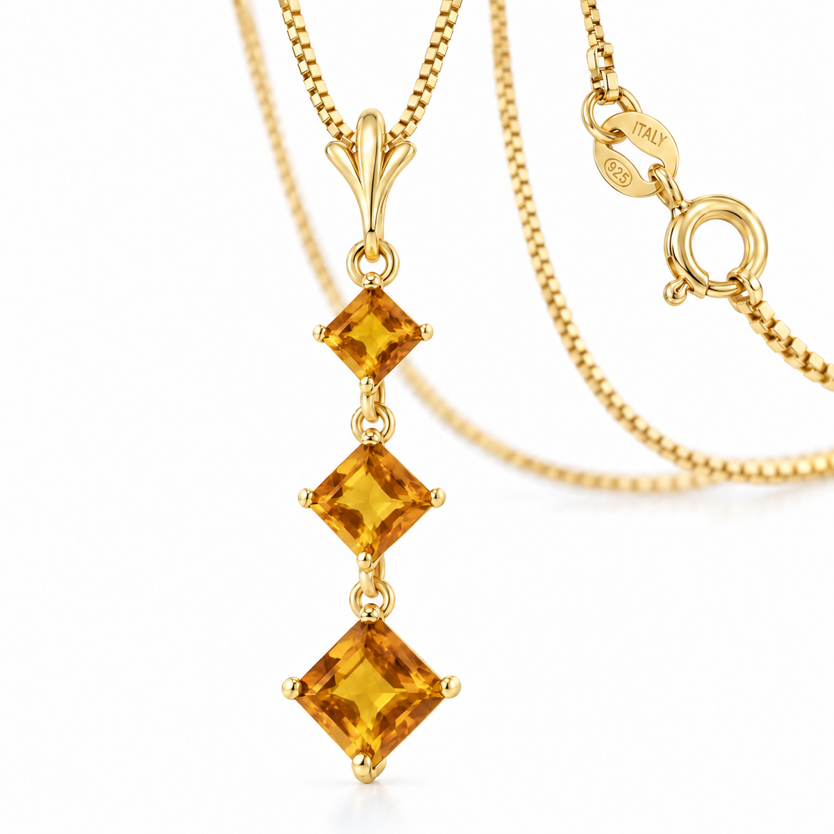 Yellow Gold Pia natural citrine necklace, shown with chain and clasp detail.