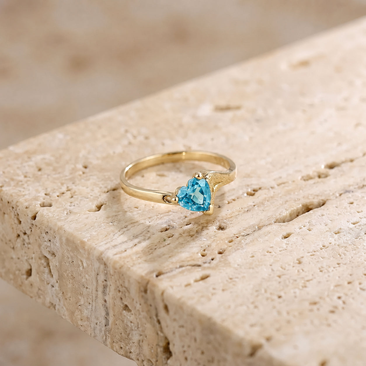 Yellow Gold Eternal Ring Amethyst 10K — Elena