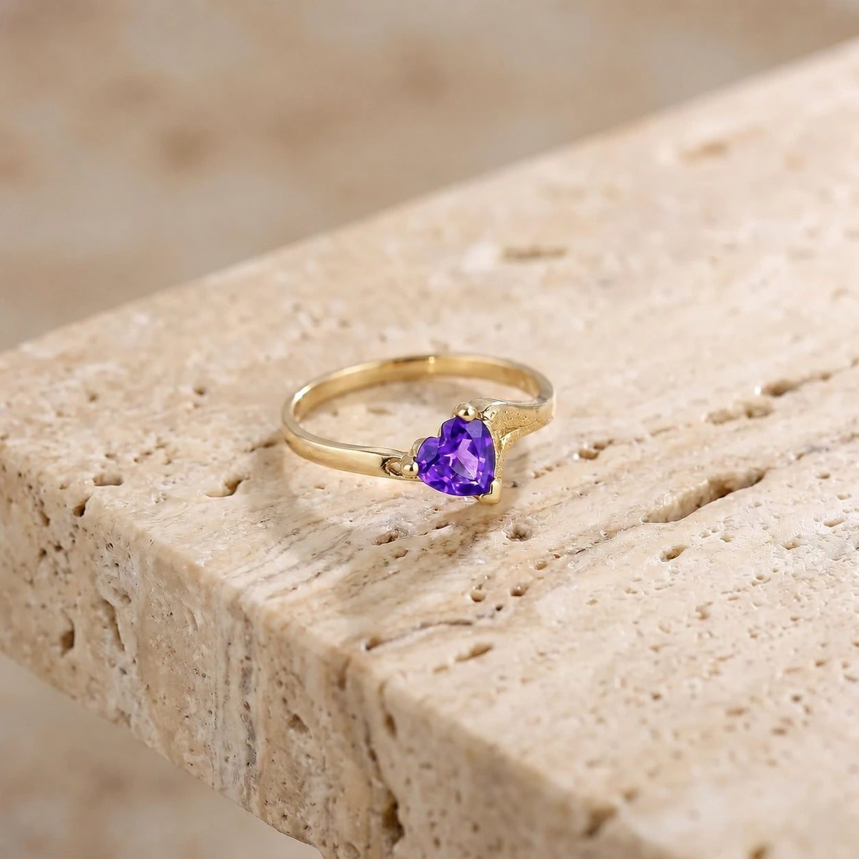 Yellow Gold Eternal Ring Amethyst 10K — Elena