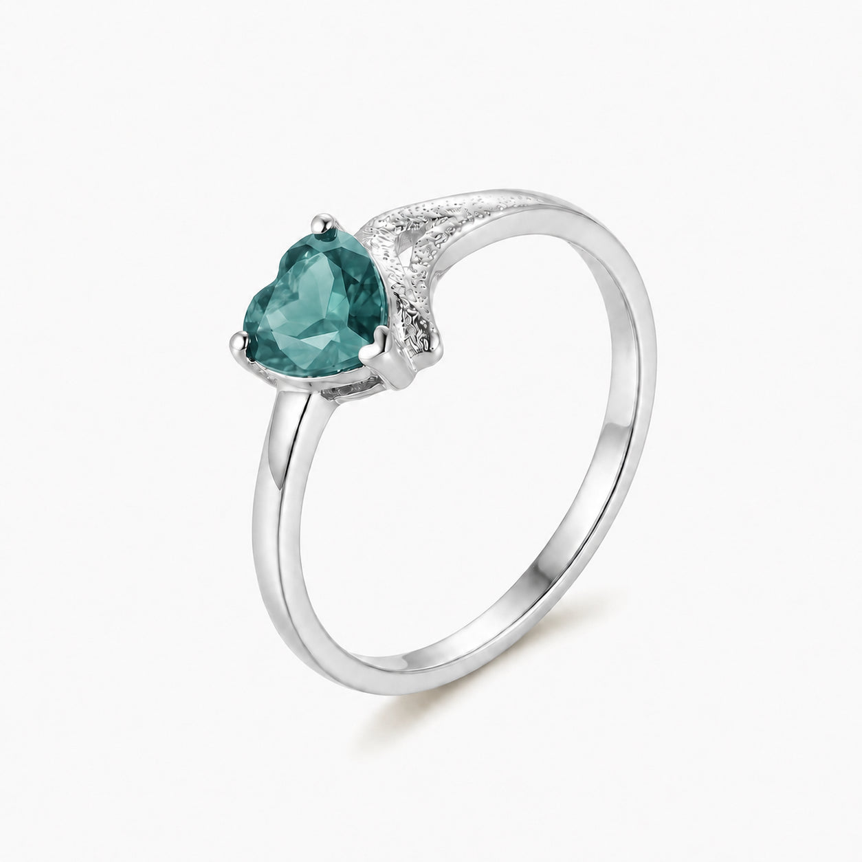 White Gold Eternal Ring Garnet 10K — Elena