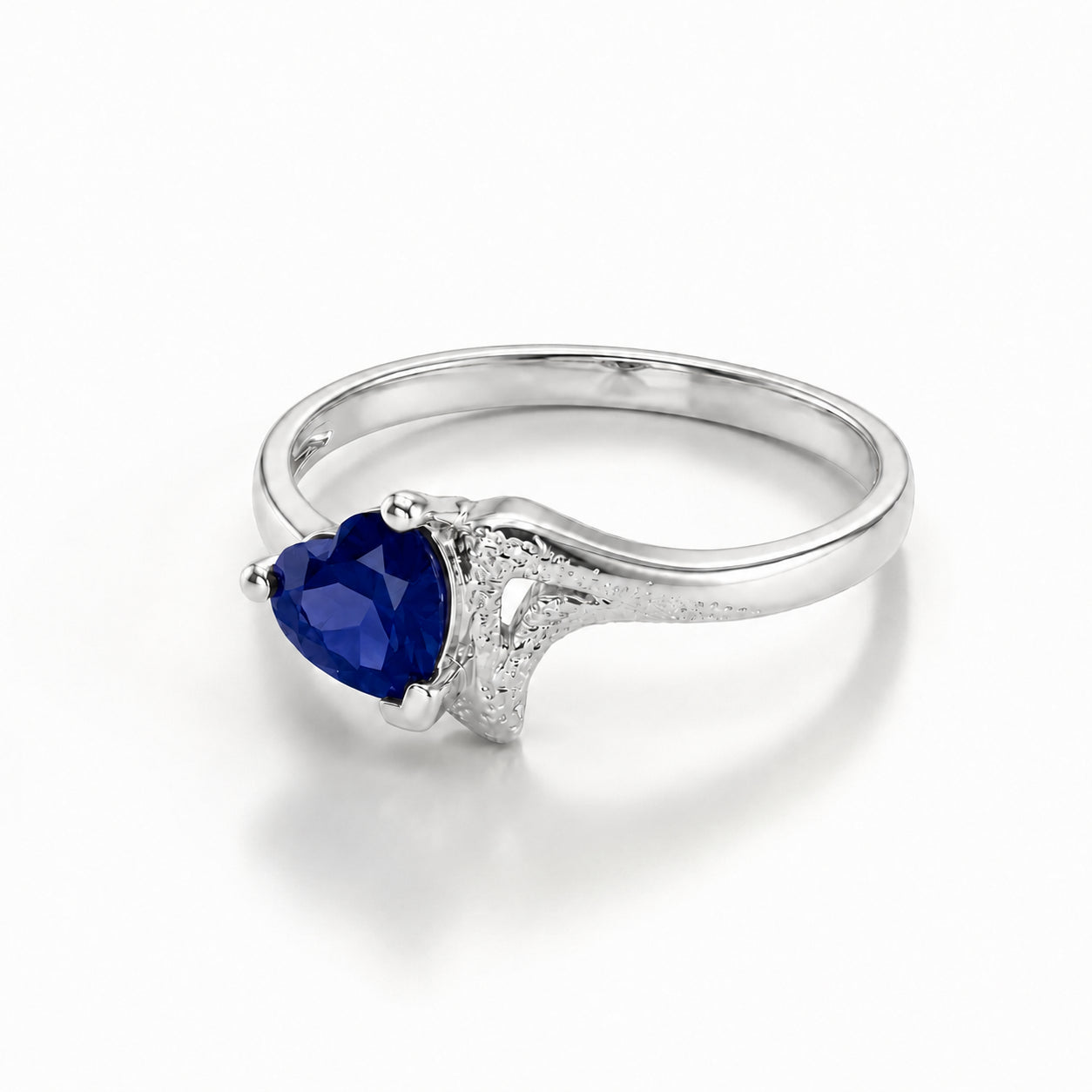 White Gold Eternal Ring Emerald 10K — Elena