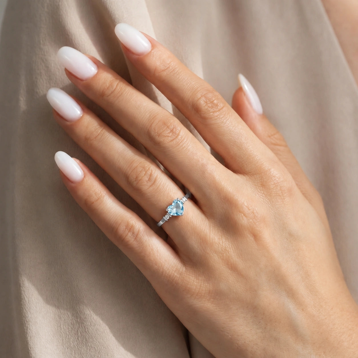 White Gold Diamond & Aquamarine — Viola