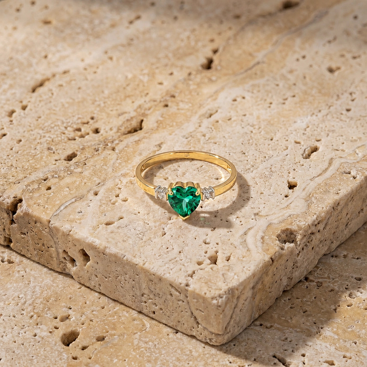 Yellow Gold Diamond & Emerald — Viola