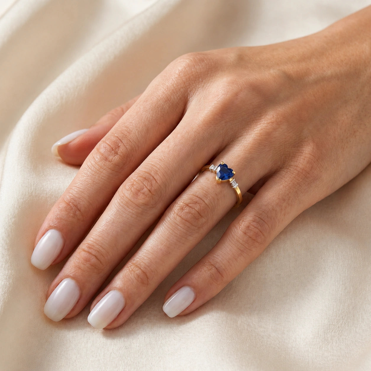 Yellow Gold Diamond & Sapphire — Viola