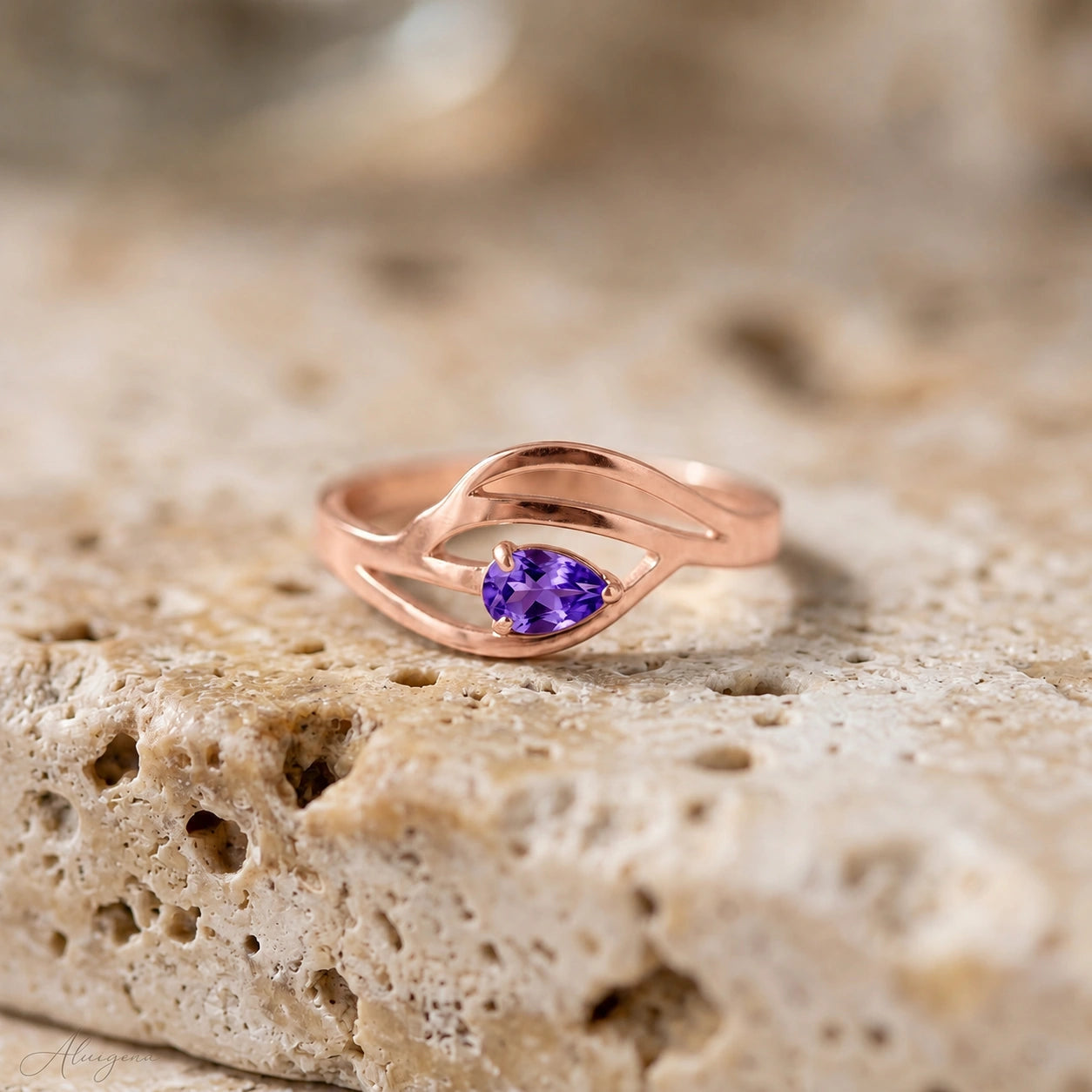 Rose Gold Amethyst — Violante